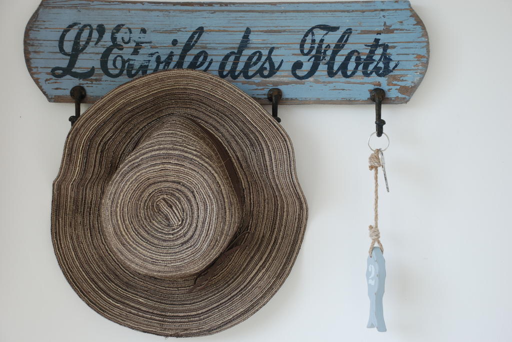 Roulotte Gites O Bien-Etre Massage Spa Sejour Bien-Etre En Hebergement Insolite Roulotte Karantez Ou En Gites Melon Ou Yock A 800 M Des Plages Maison D'Hote Drogou Porspoder Zimmer foto